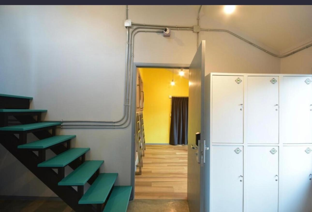 Bangkok Silom Chat Box Hostel ภายนอก รูปภาพ
