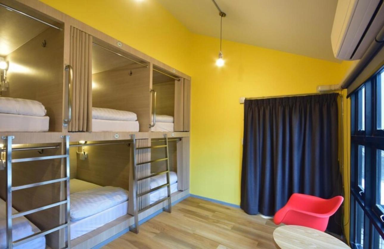 Bangkok Silom Chat Box Hostel ภายนอก รูปภาพ