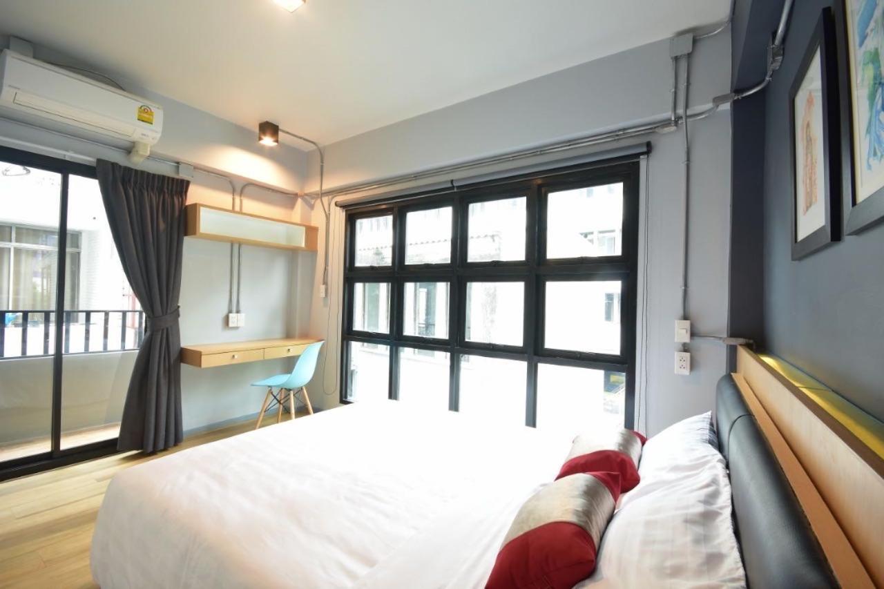 Bangkok Silom Chat Box Hostel ภายนอก รูปภาพ